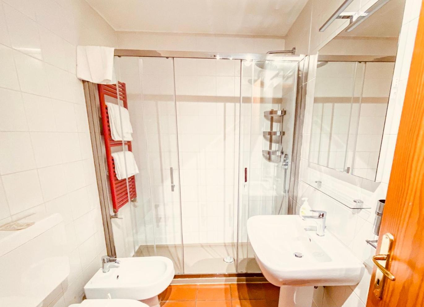 Le Residenze Dei Serravallo Trieste Exteriör bild